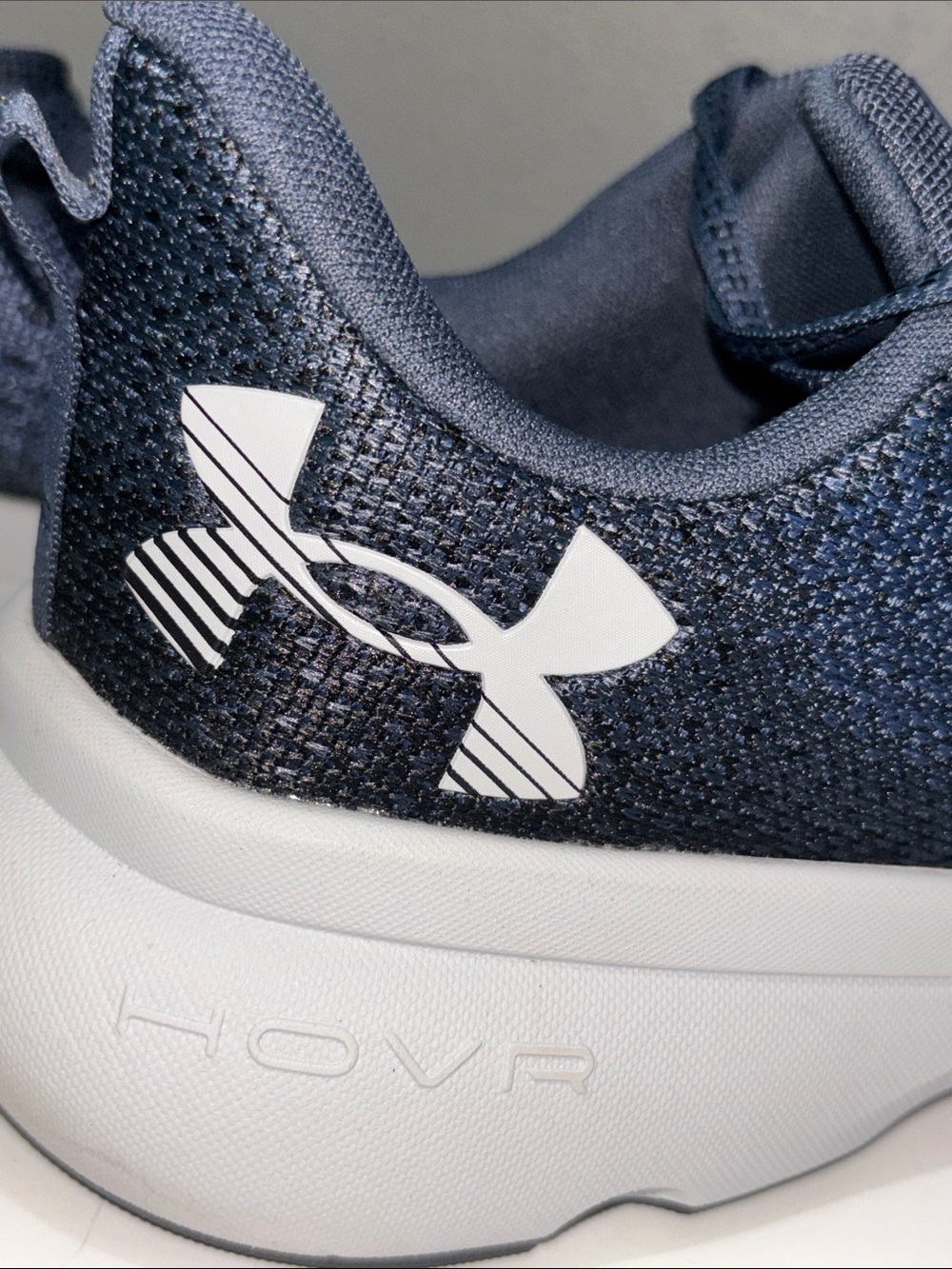 Under Armour Men's Infinite Running Shoes (size 8.5) - Picture 2 of 10